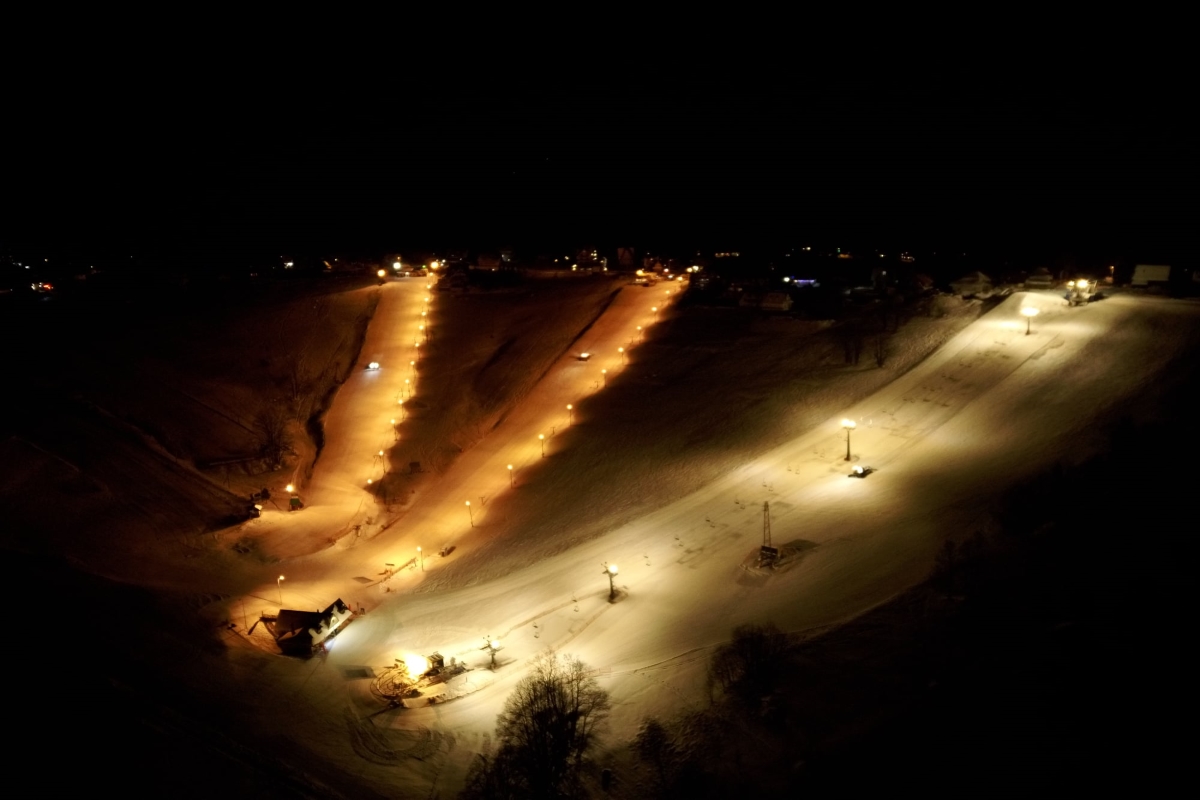 Stazione sciistica UFO in Polonia, situata sui Monti Tatra